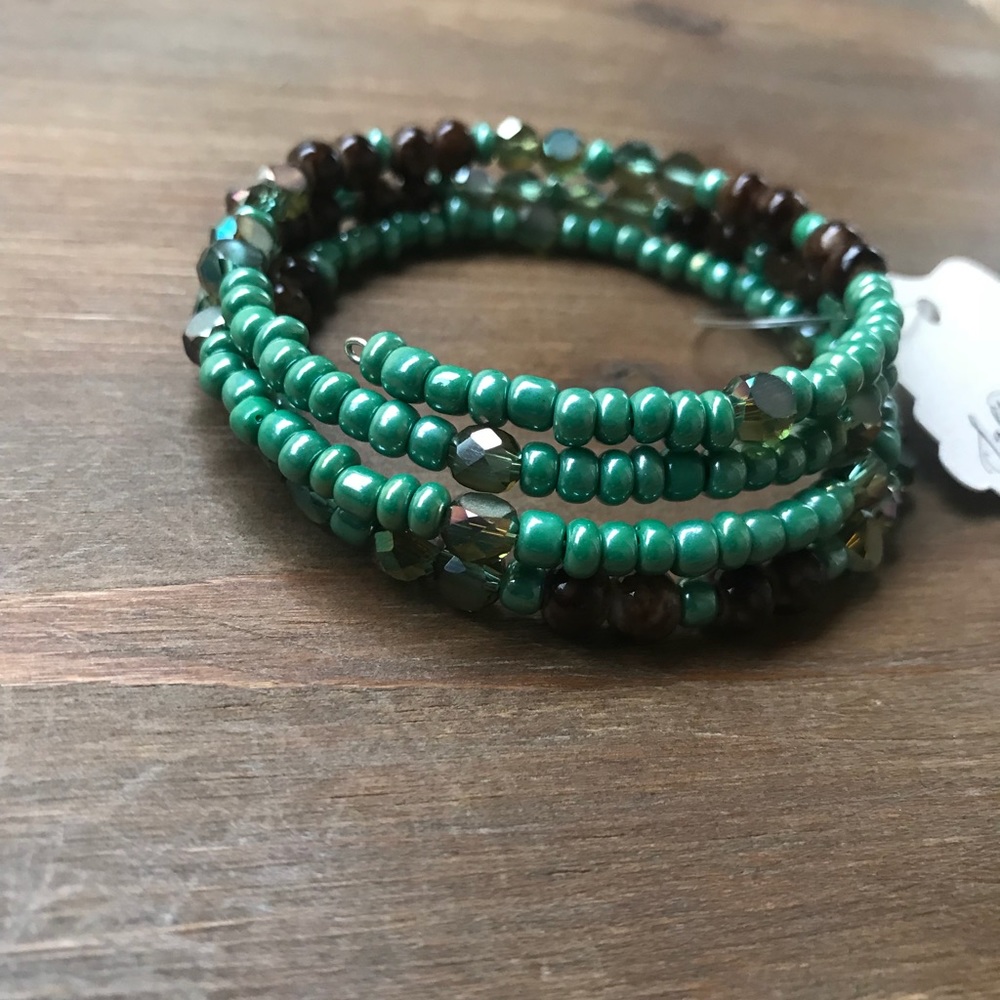 Sea green glass bead wrap around bracelet - Picture 6 of 8